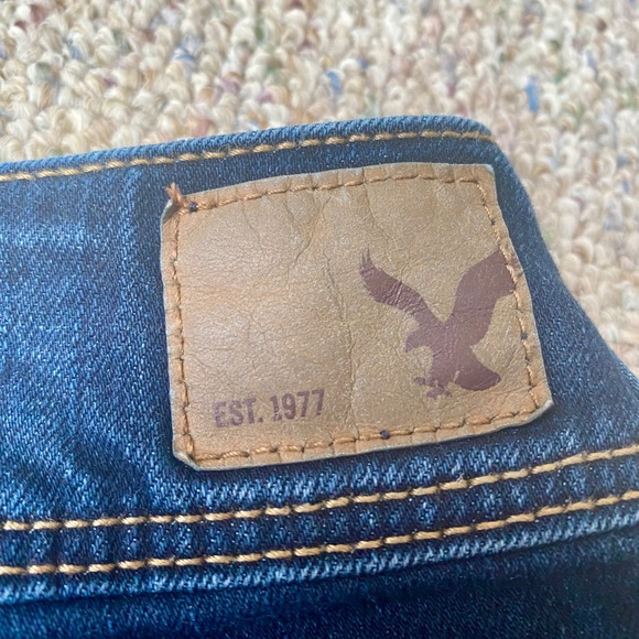 AE American Eagle Outfitters Jeans Kick Boot Size 2 Dark Wash - Picture 3 of 9